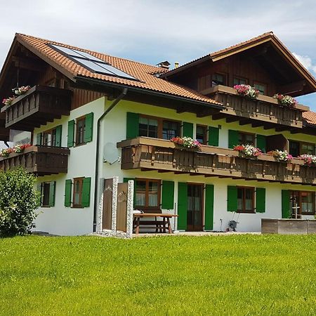 Hemerhof - Ferienwohnungen Оберстдорф Екстериор снимка